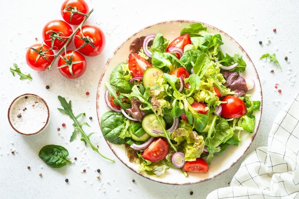 Comment faire une salade niçoise allégée sans thon ni mayonnaise?