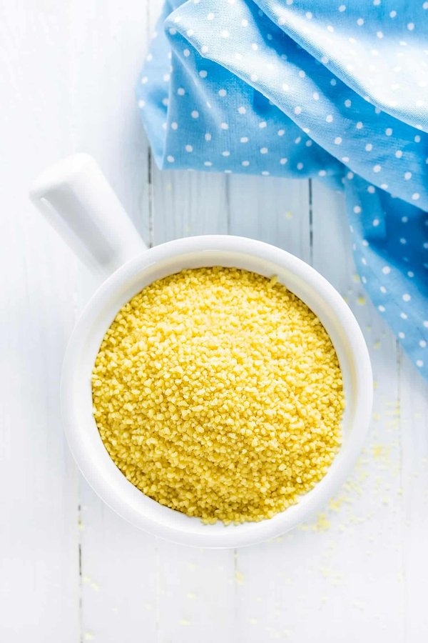 Comment préparer un couscous de légumes aux épices douces pour un plat végétarien réussi?